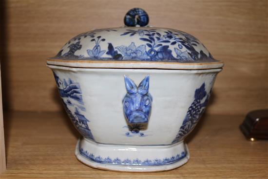 A Chinese blue and white vase, 28.5cm and a similar tureen and cover, 32cm (vase handle damaged, tureen handle lacking)